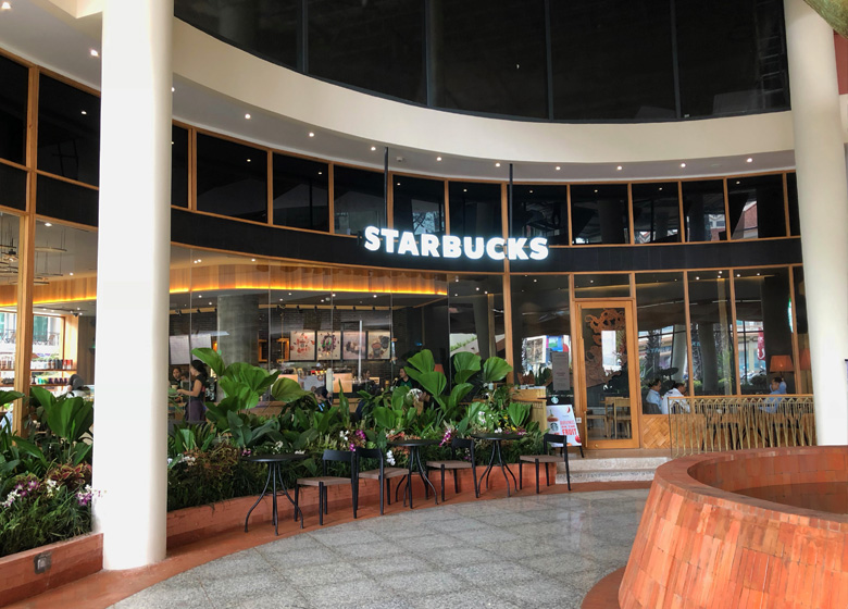 Starbucks（スターバックス）